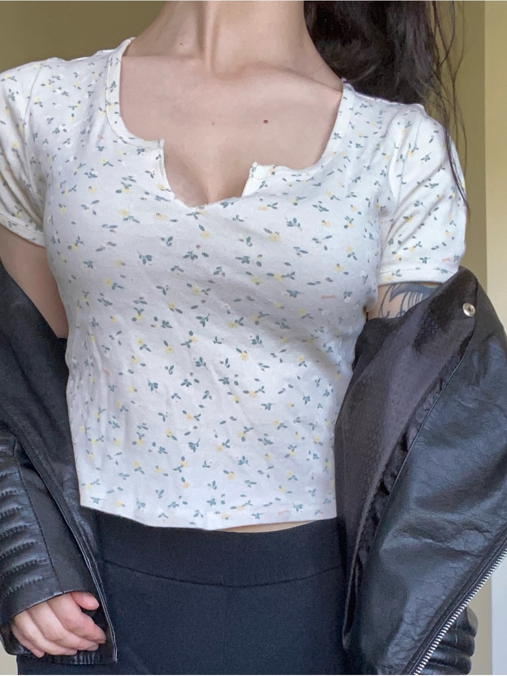 Victoria's Secret Cream Floral Notch Crop Top with Yellow and Green Print